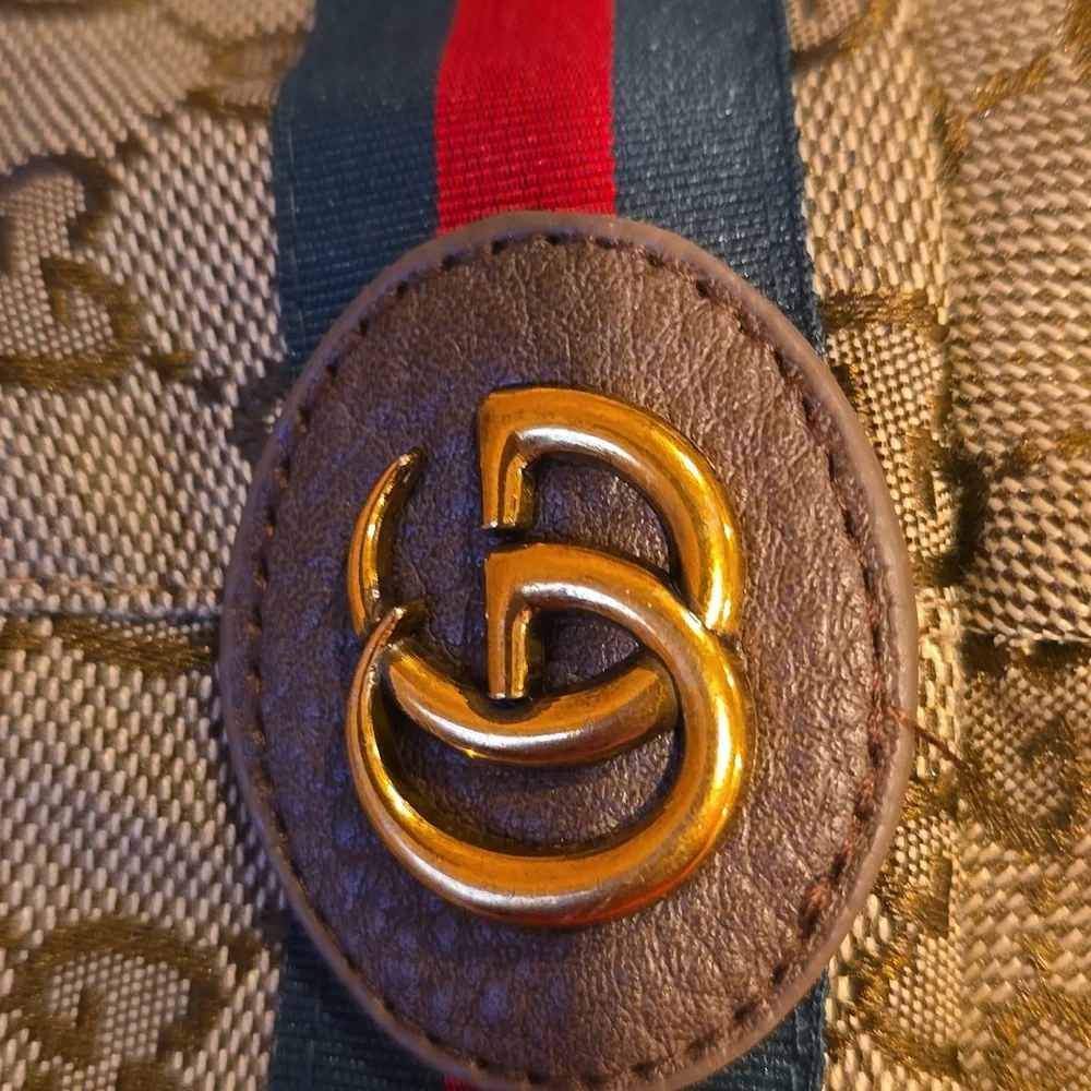 FASHION Monogram Beige Bucket Hat - Picture 4 of 5